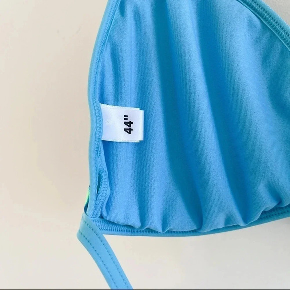 NWOT Adidas Parley Beach Bikini Top Size 44” - Picture 7 of 9